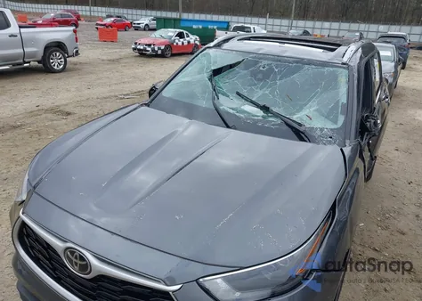 2022 Toyota Highlander Xle from USA, damaged, VIN 5TDHZRAH6NS137790